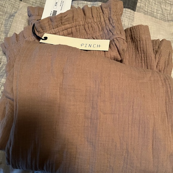 Pinch NWT Pants (too long for me) - Picture 7 of 9